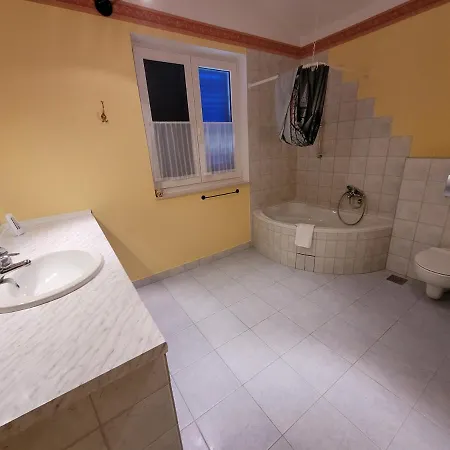 Apartman Roman Mandre Apartment